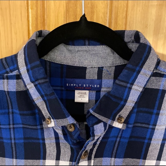 2 Men’s flannel L long sleeve shirts - Picture 4 of 6